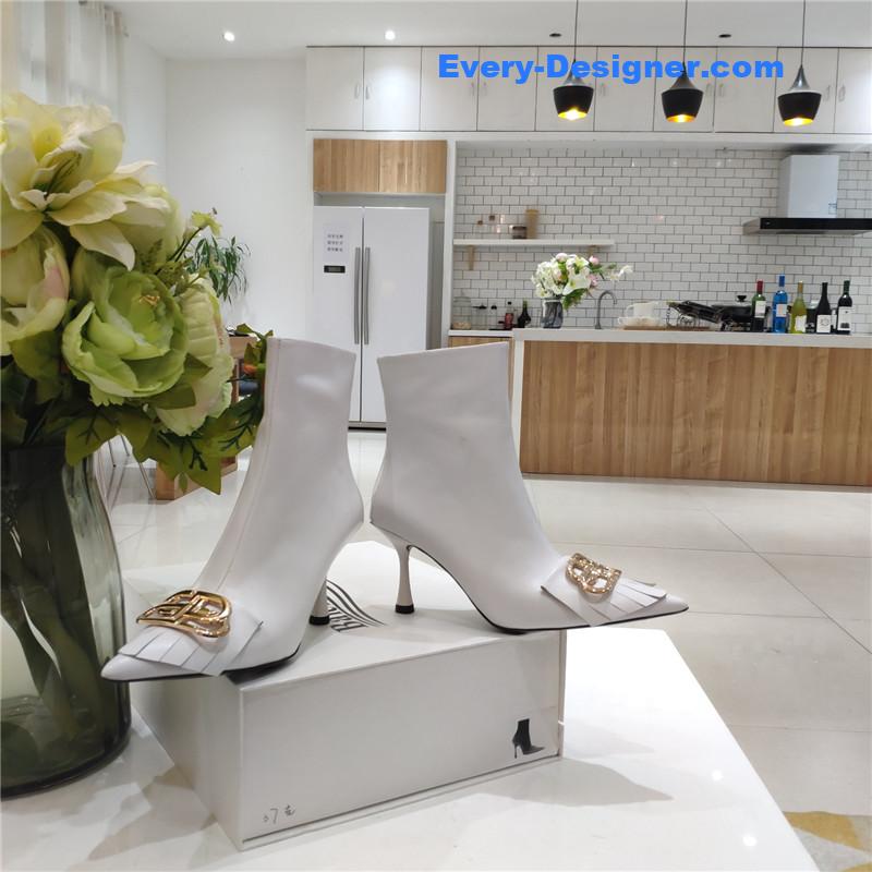 Ba1en*iaga new shape double b buckle flower toe ankle boots