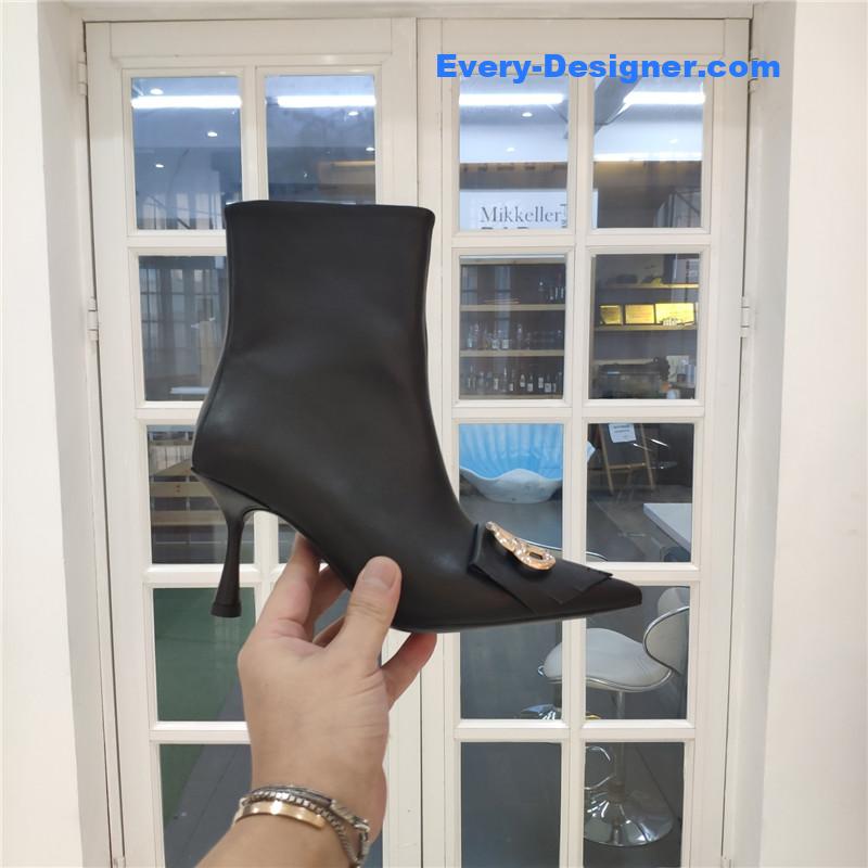 Ba1en*iaga new shape double b buckle flower toe ankle boots