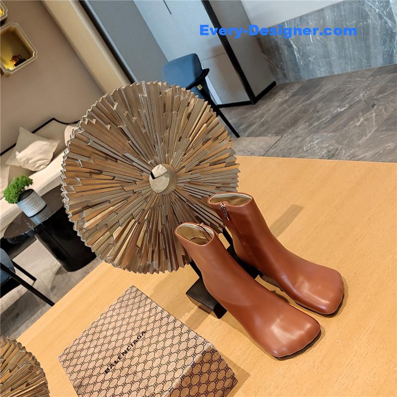 Ba1en*iaga five toe high heel mid boots