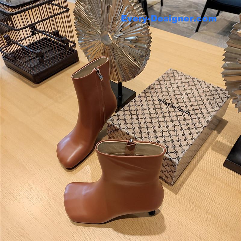 Ba1en*iaga five toe high heel mid boots