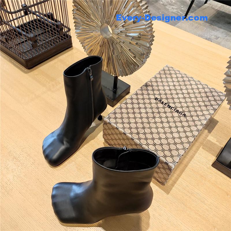 Ba1en*iaga five toe high heel mid boots