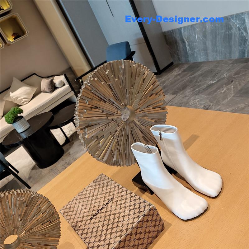 Ba1en*iaga five toe high heel mid boots