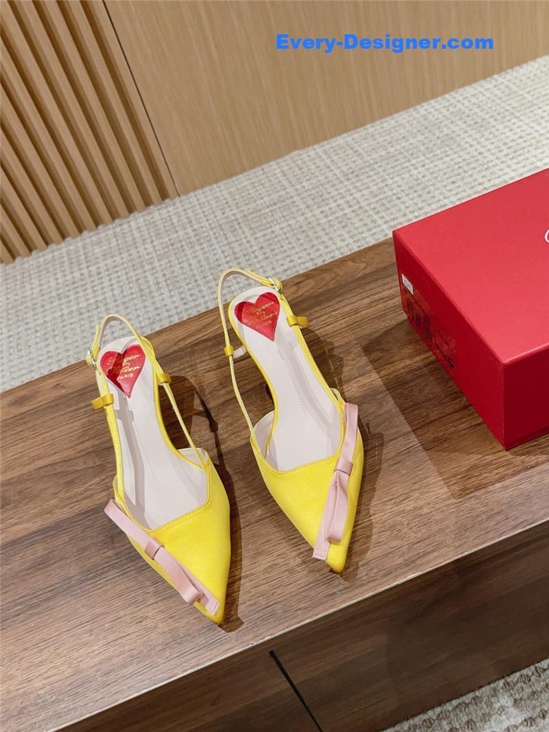 Roger vivier latest bow sandals