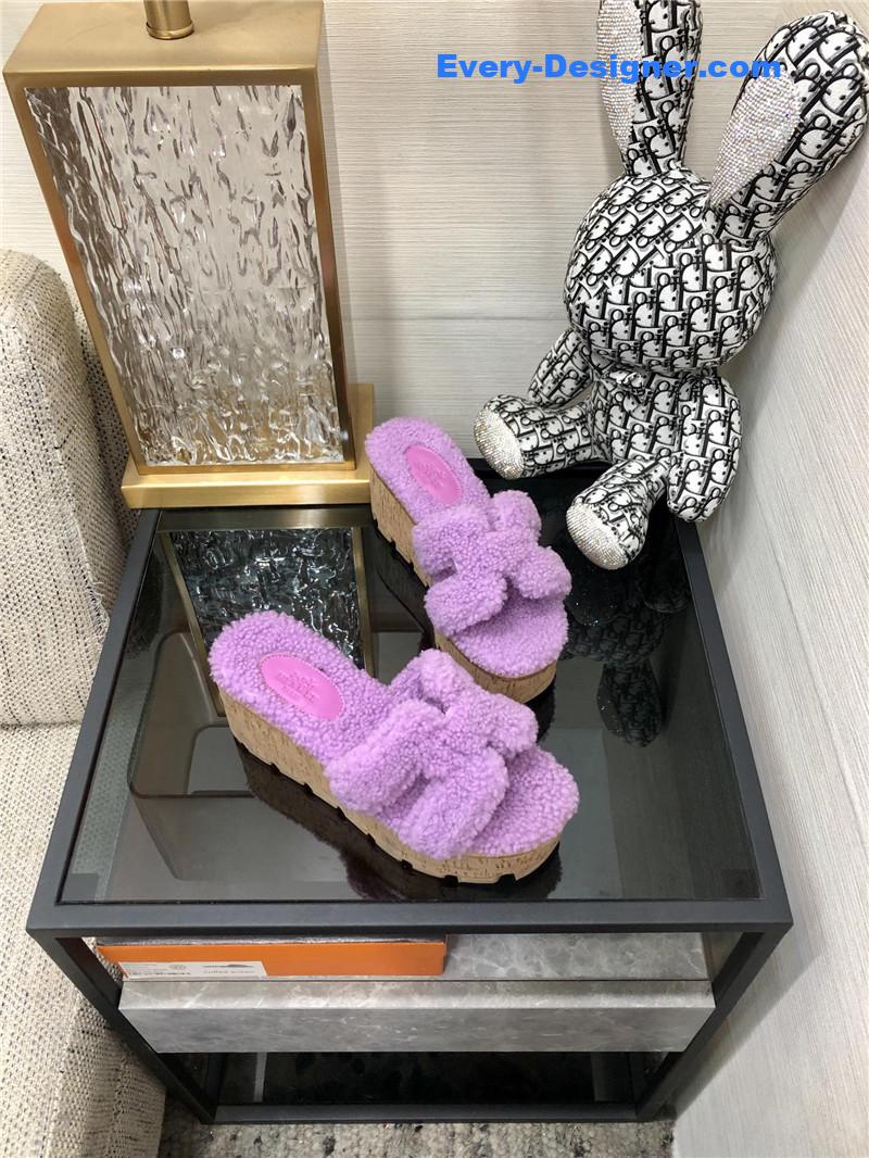 H**me5 teddy fur slippers
