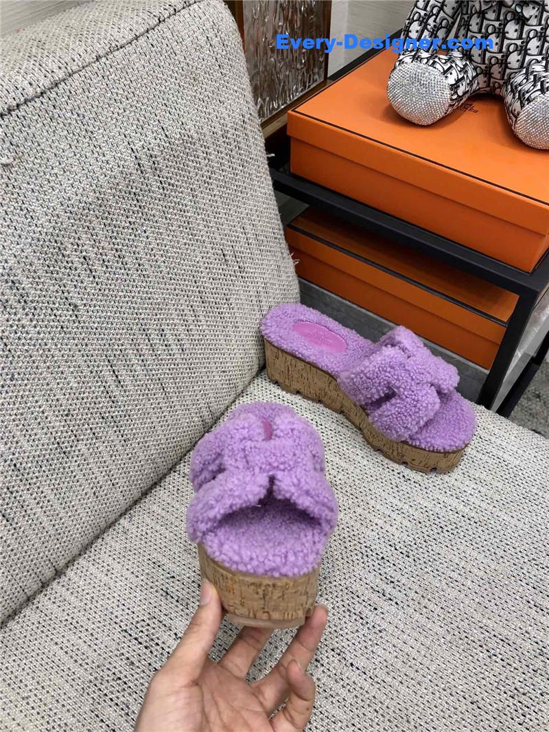 H**me5 teddy fur slippers