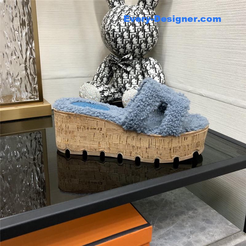 H**me5 teddy fur slippers