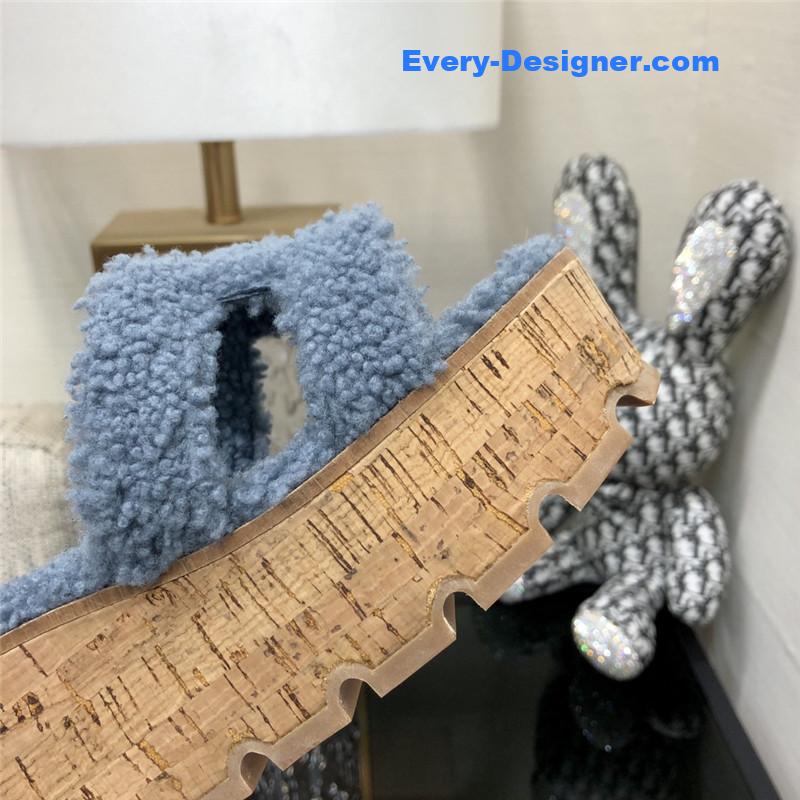 H**me5 teddy fur slippers