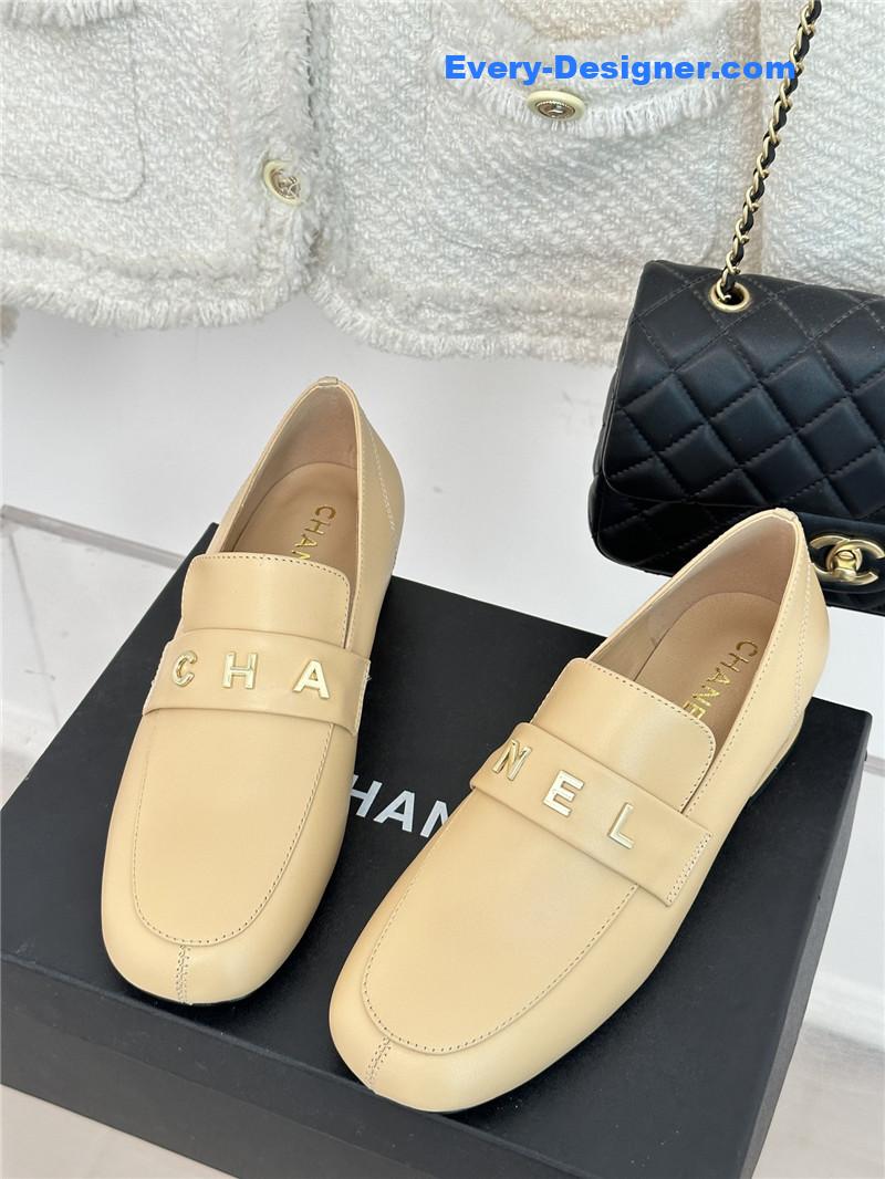 CC double C letter buckle square head chunky loafers