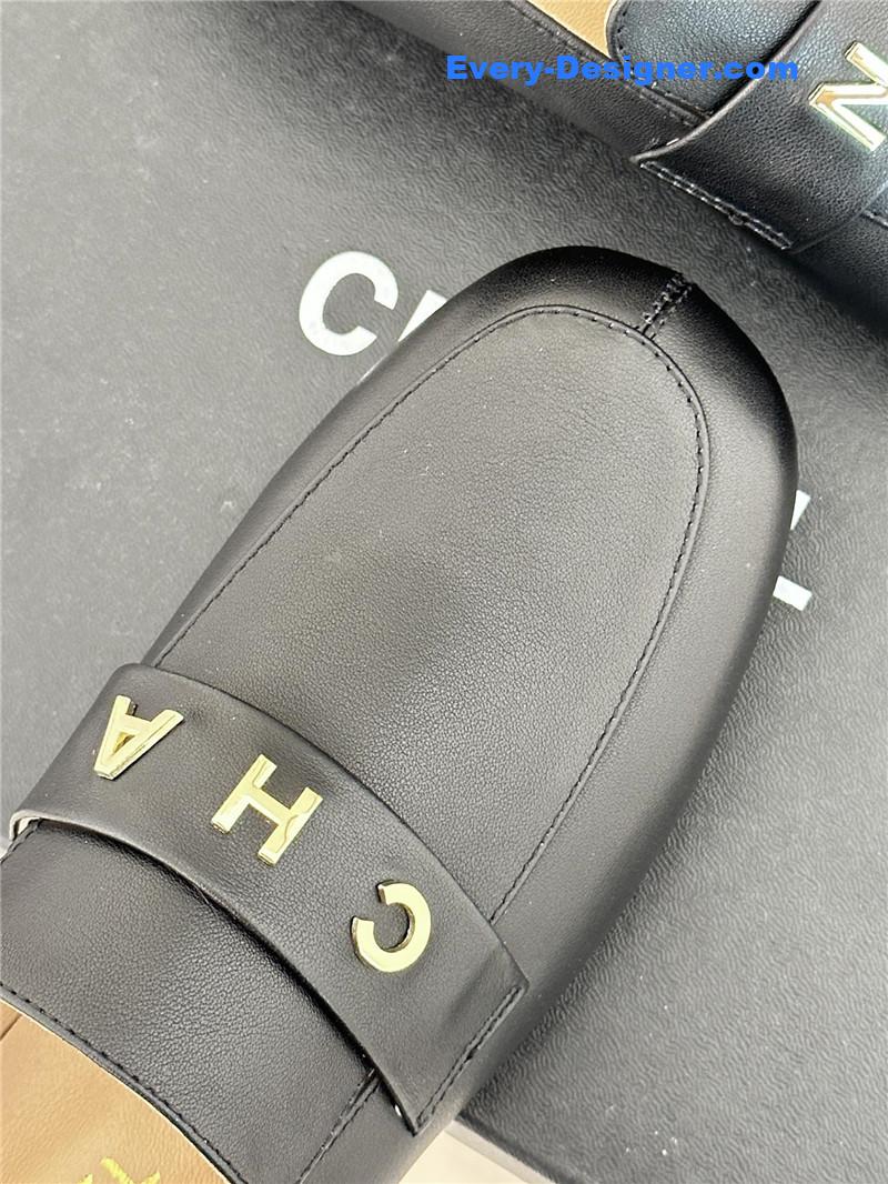 CC double C letter buckle square head chunky loafers