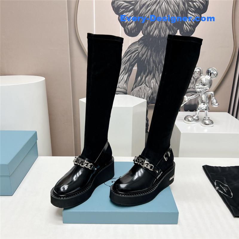 Pra*a round toe stretch platform boots