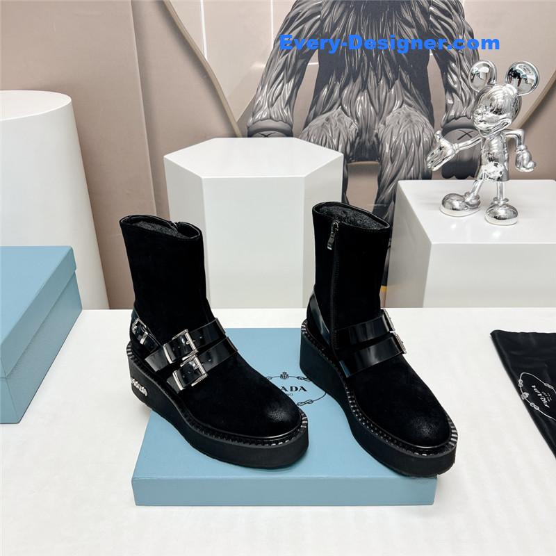 Pra*a round toe double buckle platform ankle boots