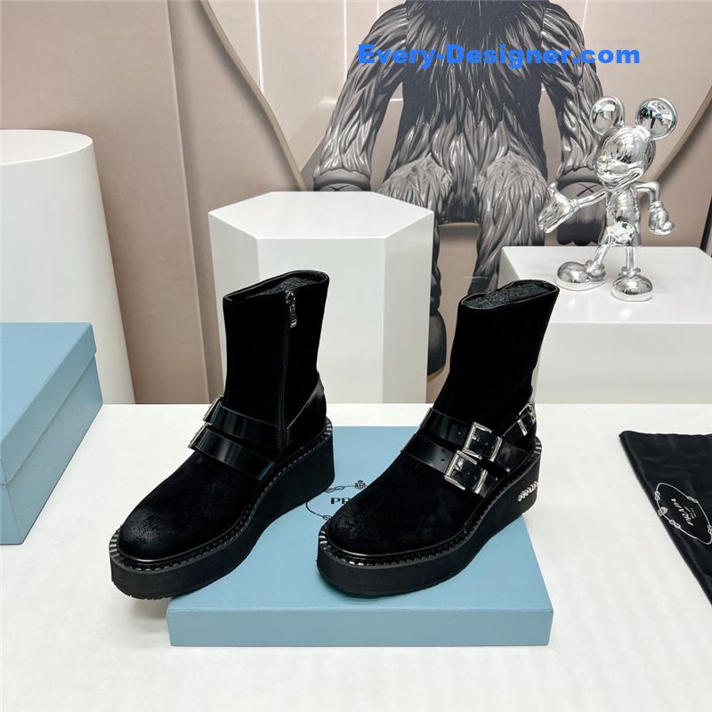 Pra*a round toe double buckle platform ankle boots