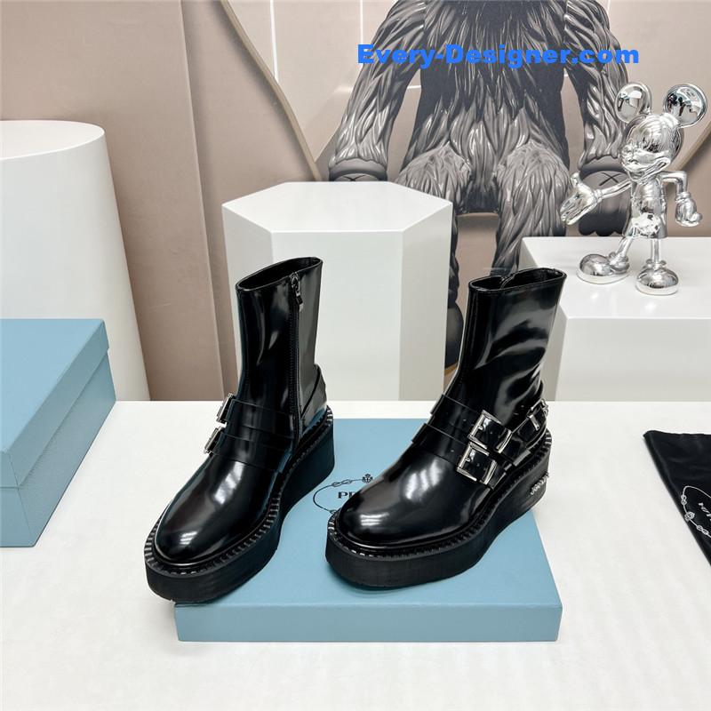 Pra*a round toe double buckle platform ankle boots