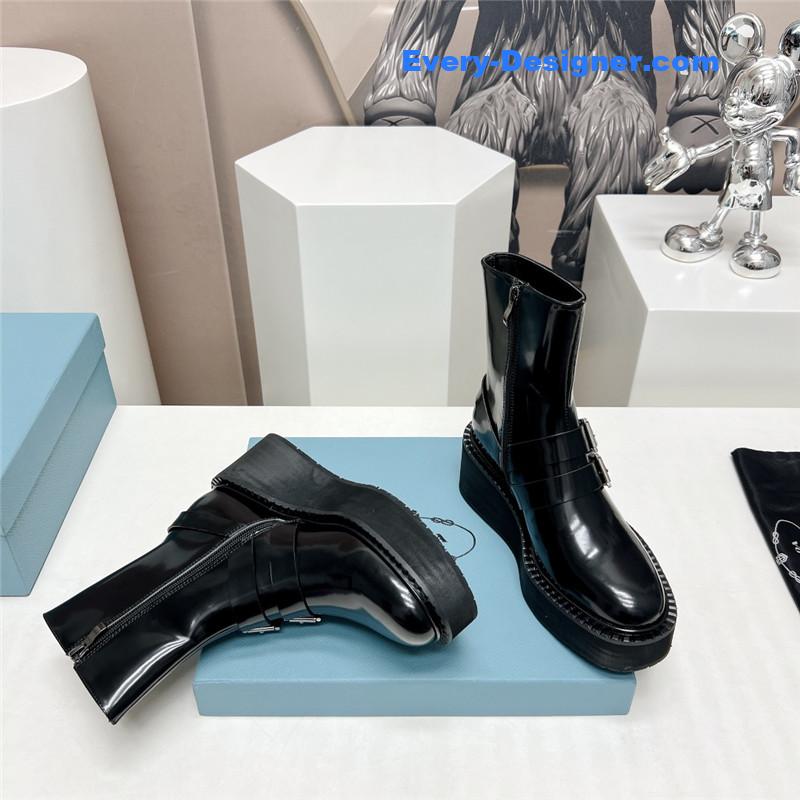 Pra*a round toe double buckle platform ankle boots