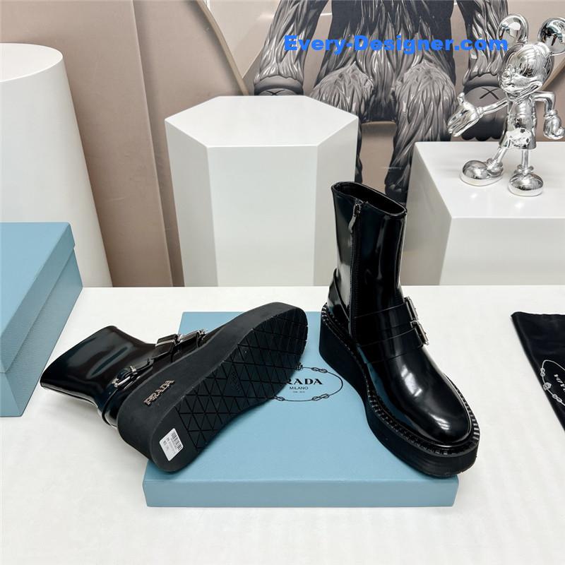Pra*a round toe double buckle platform ankle boots