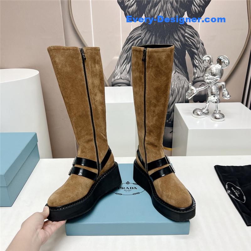 Pra*a round toe double buckle platform boots