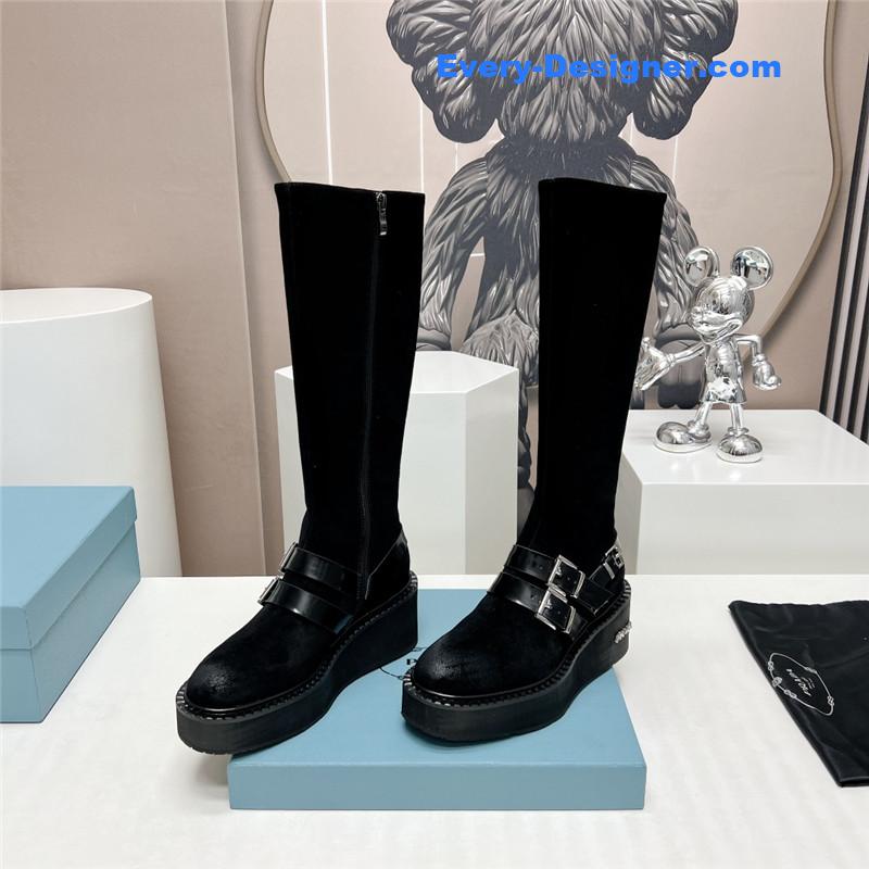 Pra*a round toe double buckle platform boots