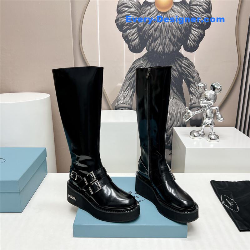Pra*a round toe double buckle platform boots