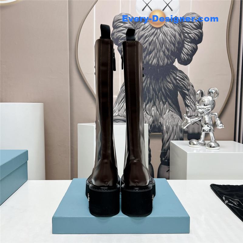 Pra*a round toe platform lace-up boots