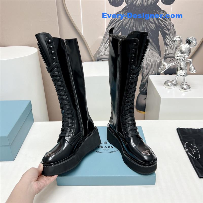 Pra*a round toe platform lace-up boots