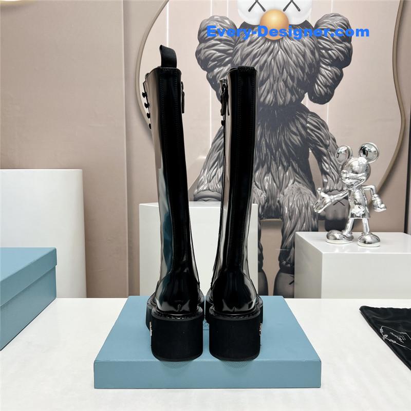 Pra*a round toe platform lace-up boots