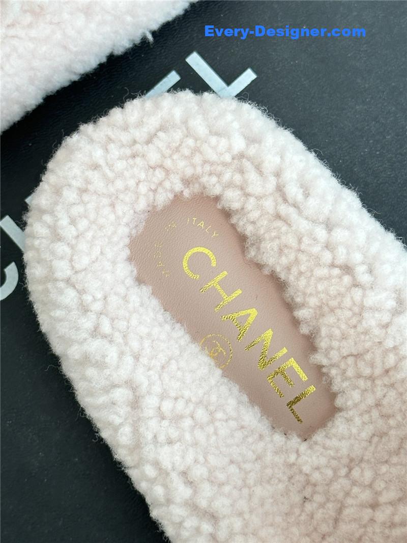 CC classic four seasons double C plush slippers