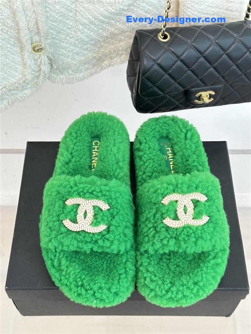 CC classic four seasons double C plush slippers