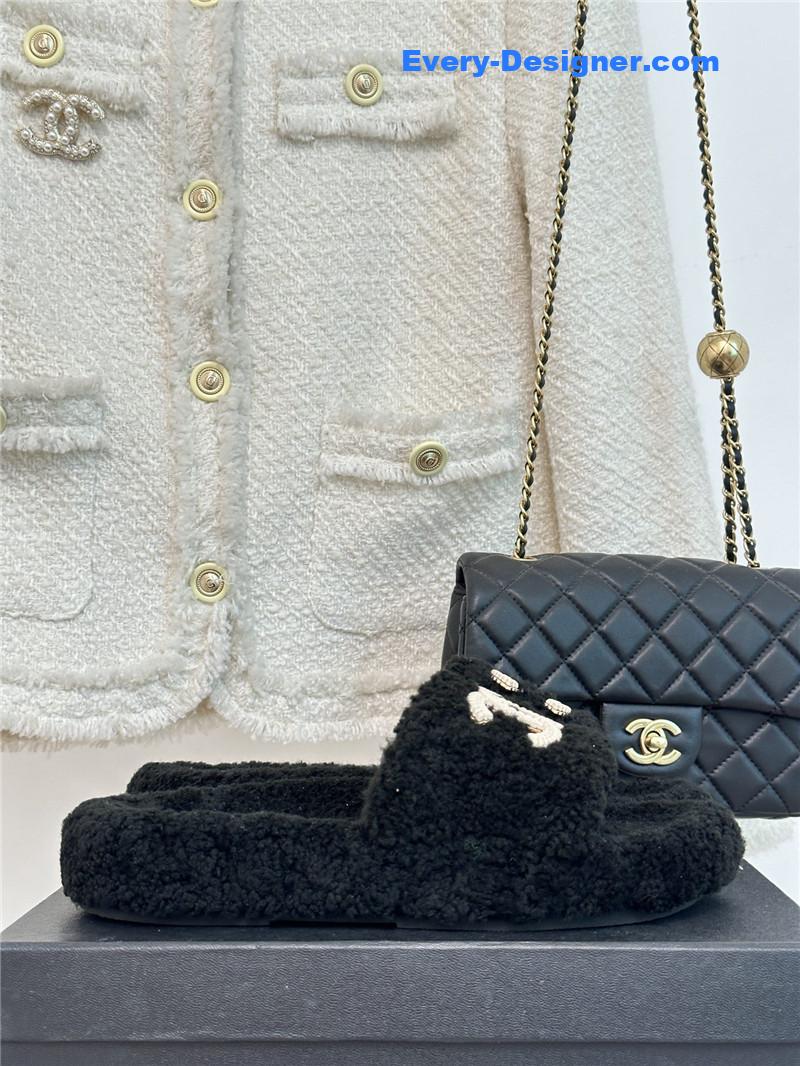 CC classic four seasons double C plush slippers