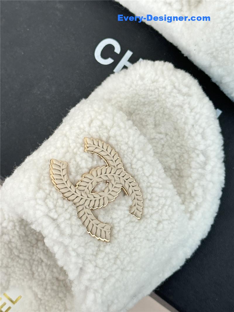 CC classic four seasons double C plush slippers