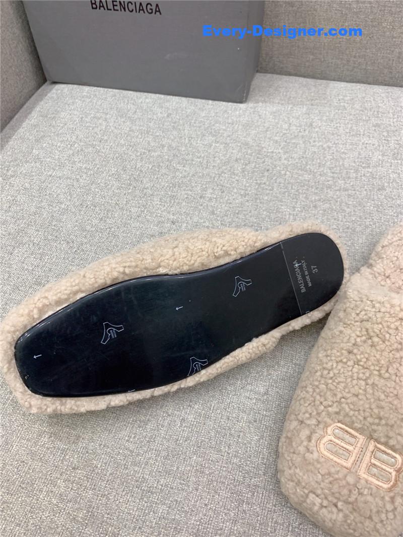 Ba1en*iaga classic fur flat slippers