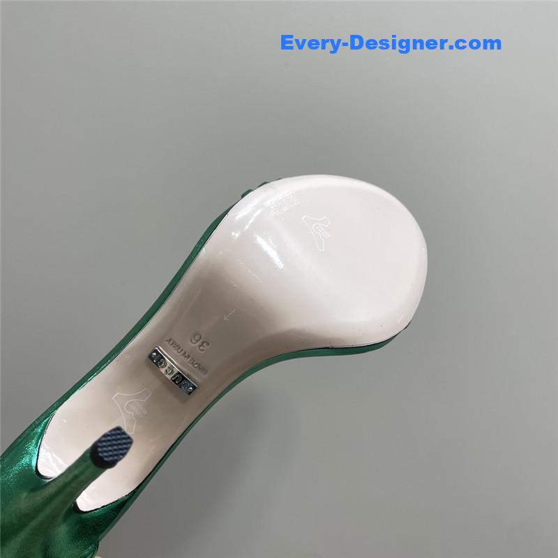 Gvc*1 latest rhinestone sandals