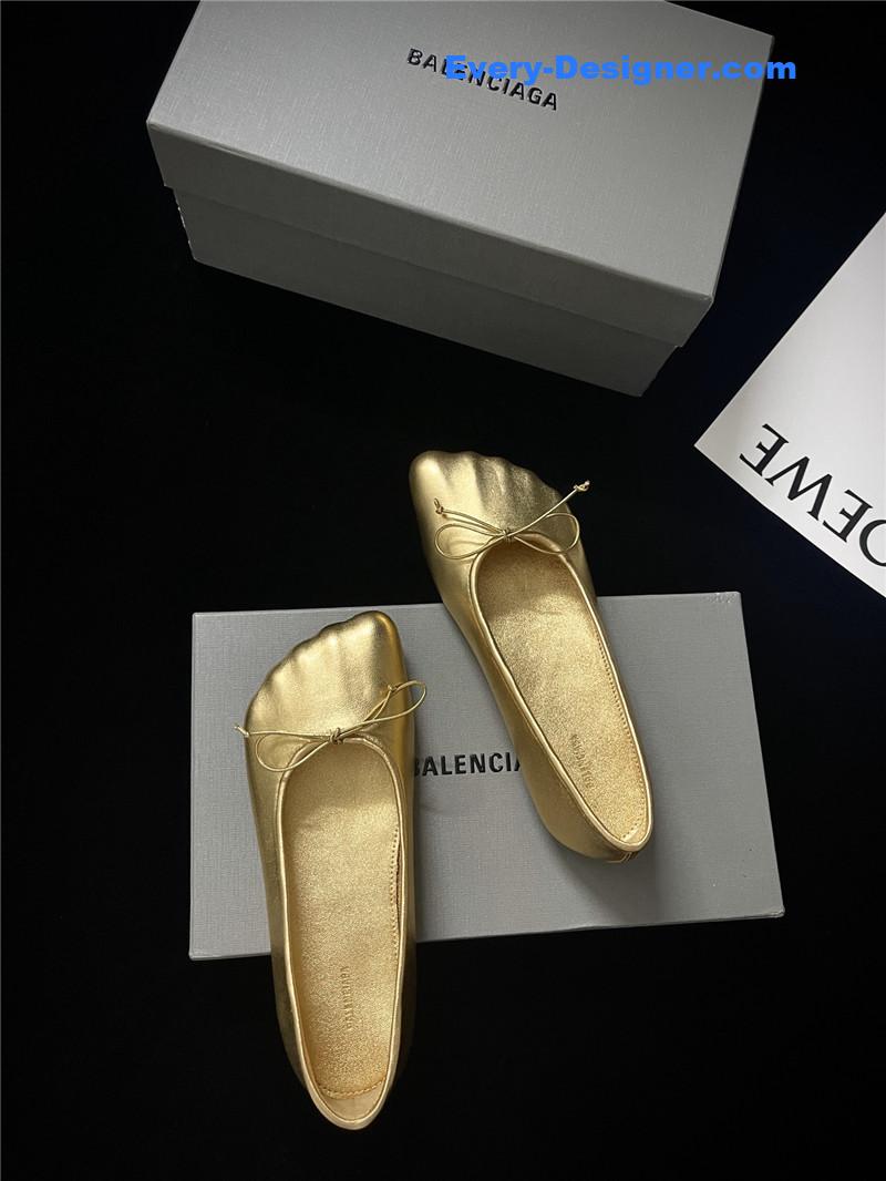 Ba1en*iaga fall/winter show toe ballerinas