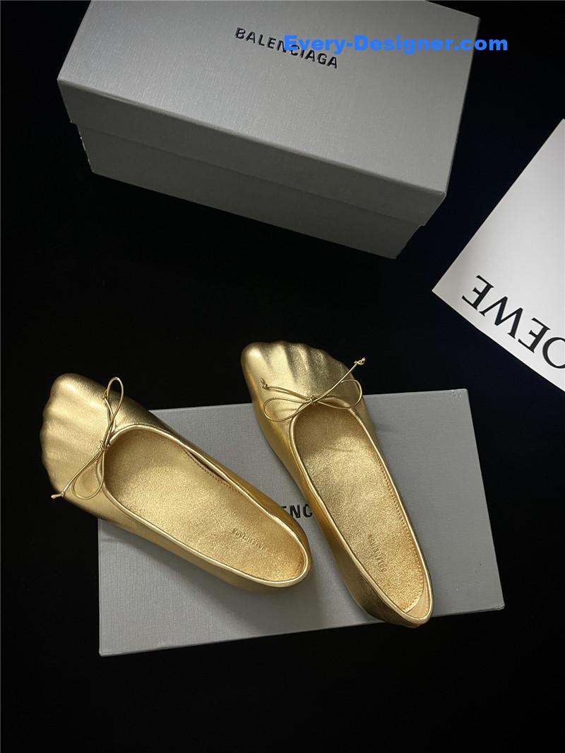 Ba1en*iaga fall/winter show toe ballerinas