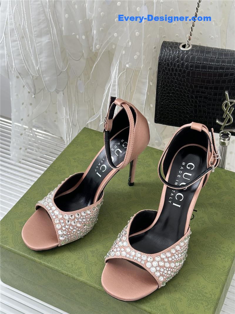 Gvc*1 rhinestone slippers sandals