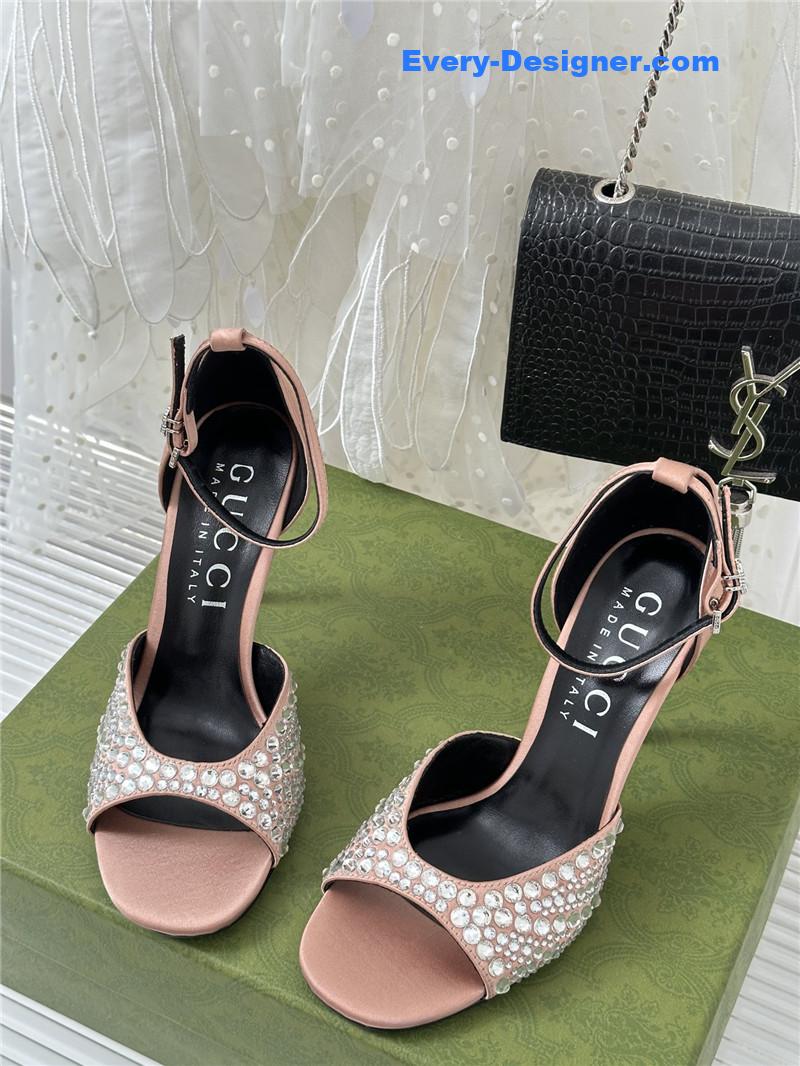 Gvc*1 rhinestone slippers sandals