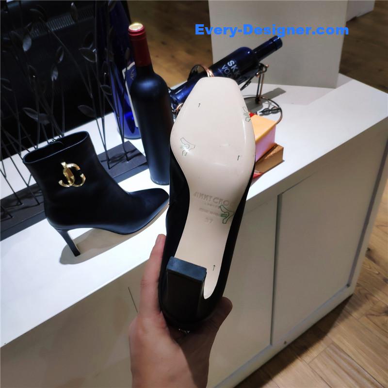 J1m*y Ch00 signature jc buckle chunky heel leather boots