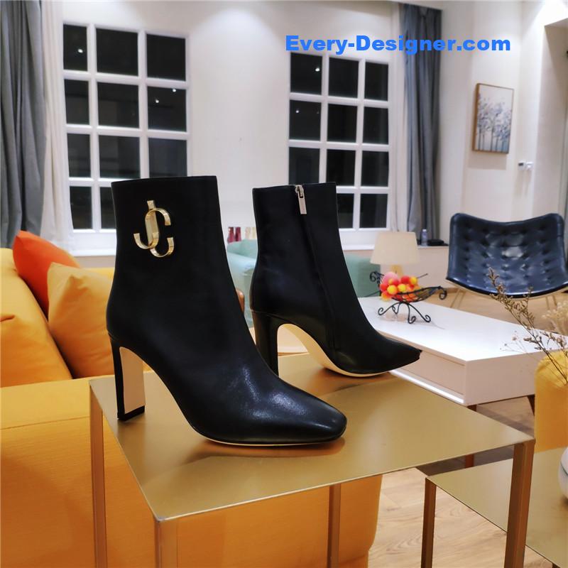 J1m*y Ch00 signature jc buckle chunky heel leather boots