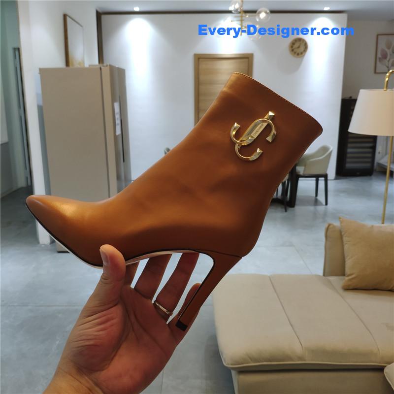 J1m*y Ch00 signature jc buckle chunky heel leather boots