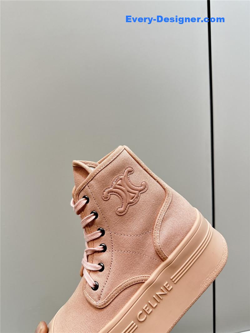 Ce1i*e platform boots