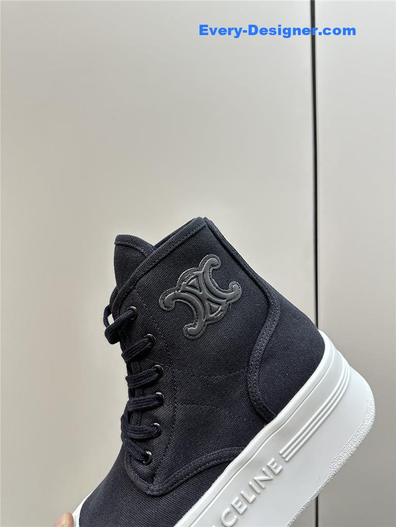 Ce1i*e platform boots