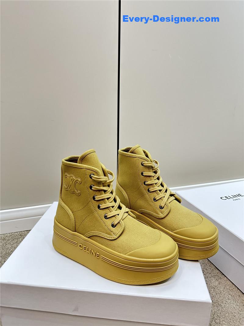 Ce1i*e platform boots