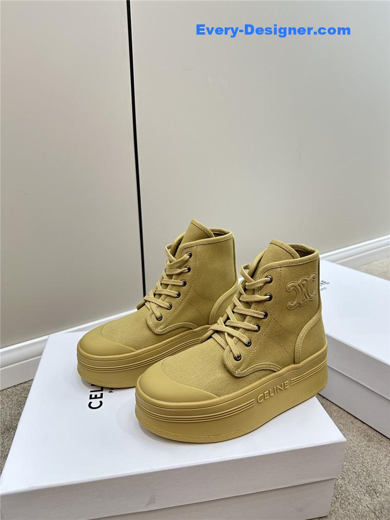 Ce1i*e platform boots