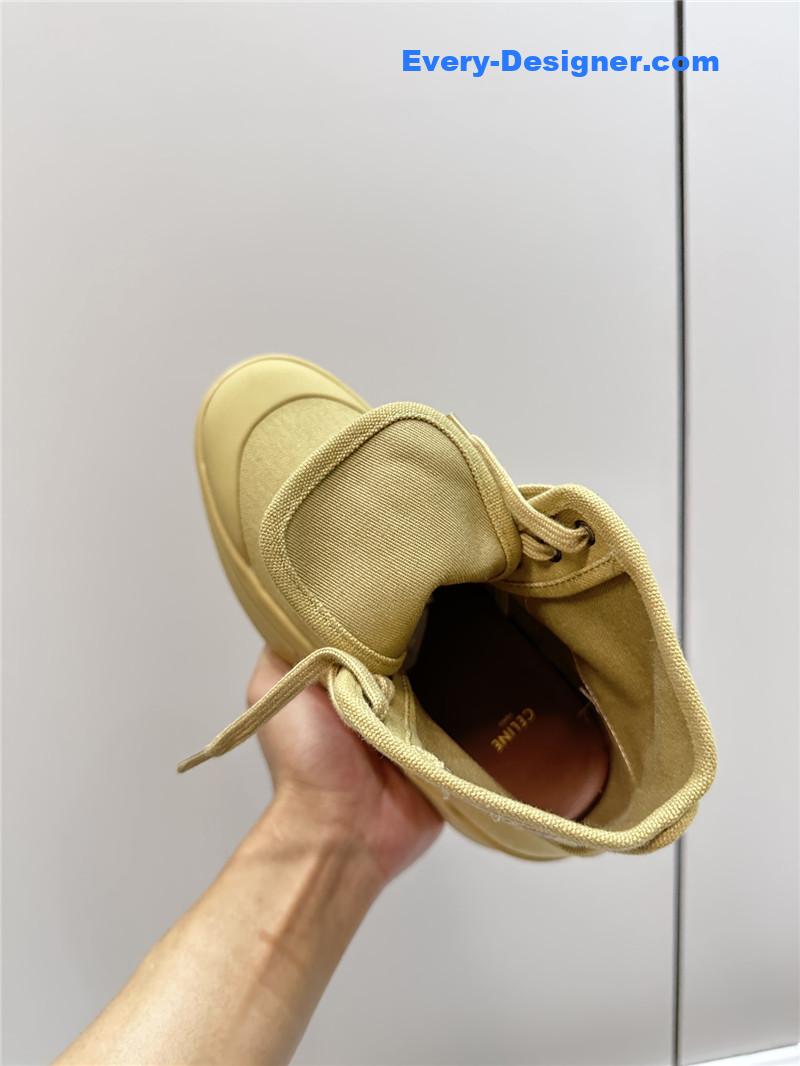 Ce1i*e platform boots