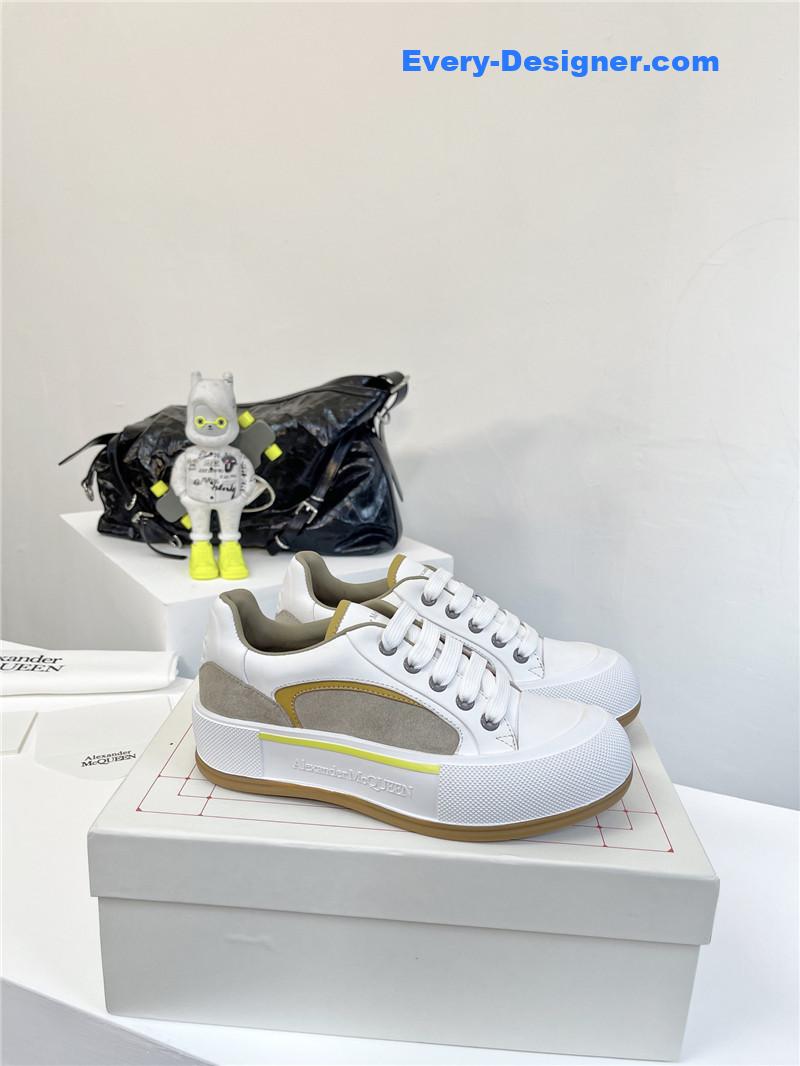 a1exa*der Mcqv*en retro sneakers skate shoes