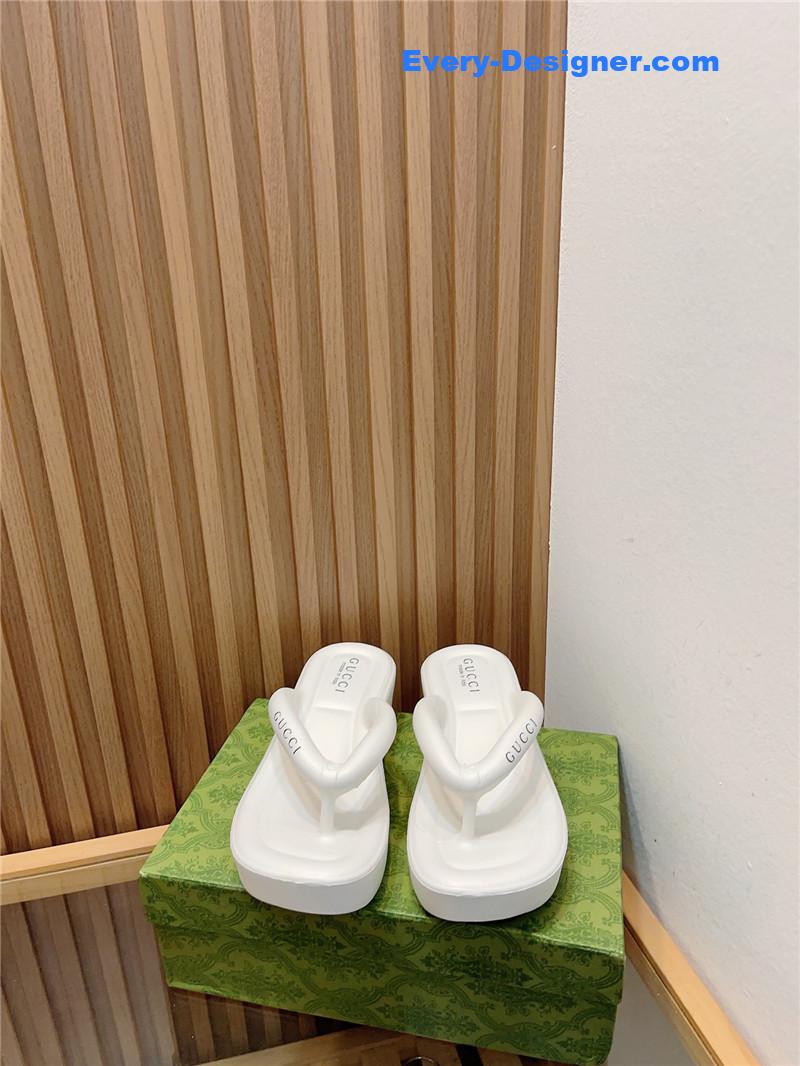 Gvc*1 new thick bottom flip flops