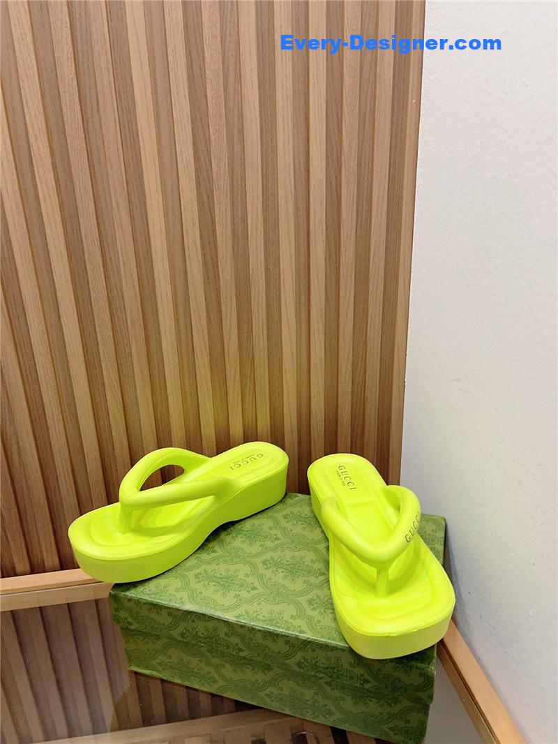 Gvc*1 new thick bottom flip flops