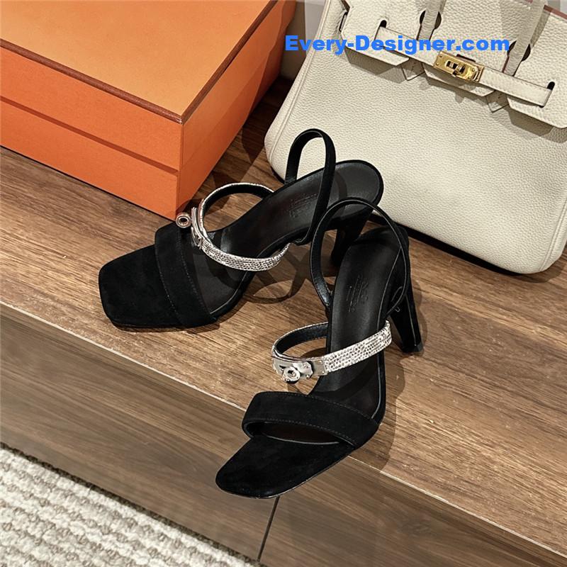 H**me5 glamor sandals