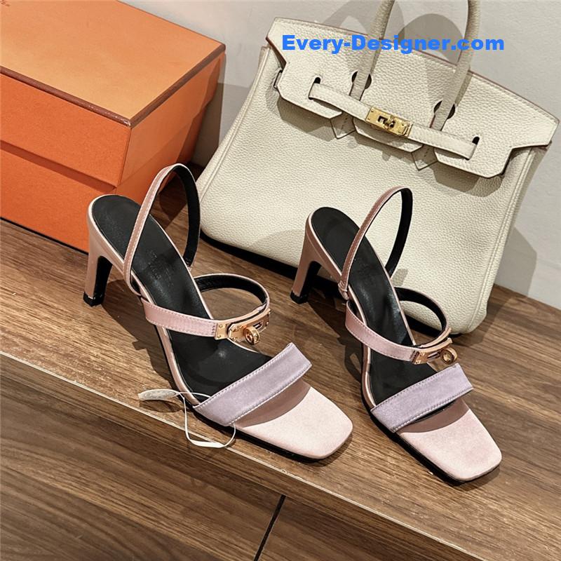 H**me5 glamor sandals