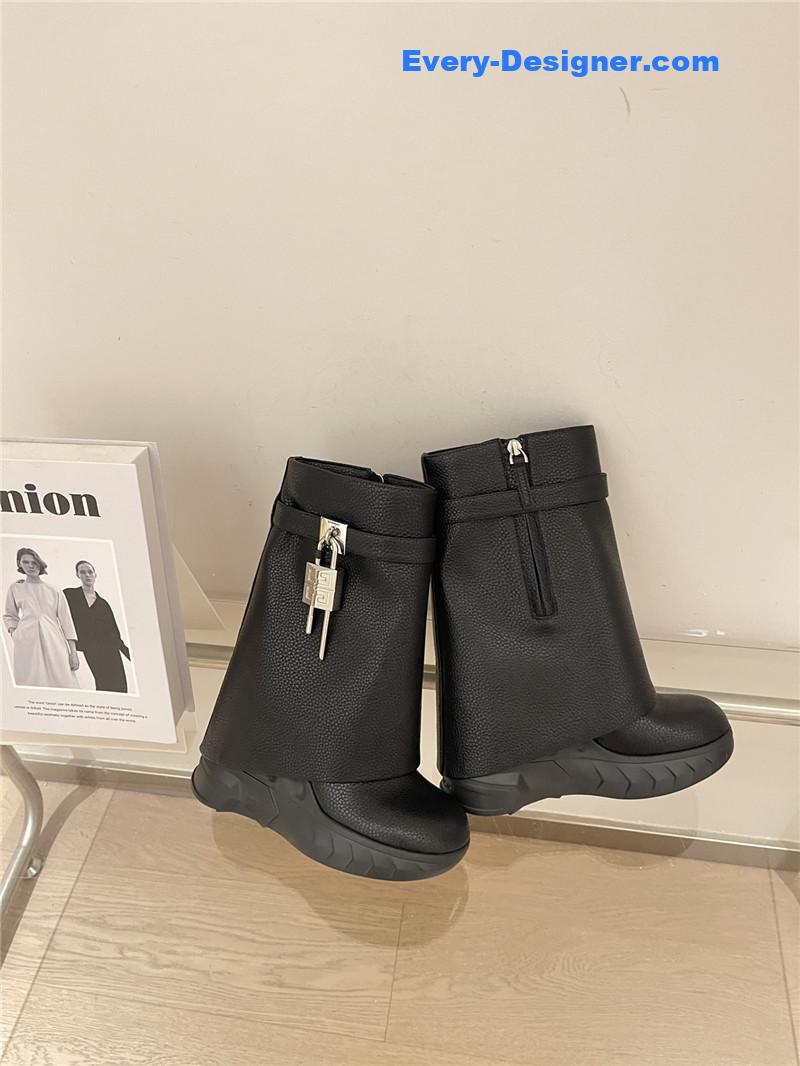 Givenchy Autumn/Winter Trendy Shark Boots