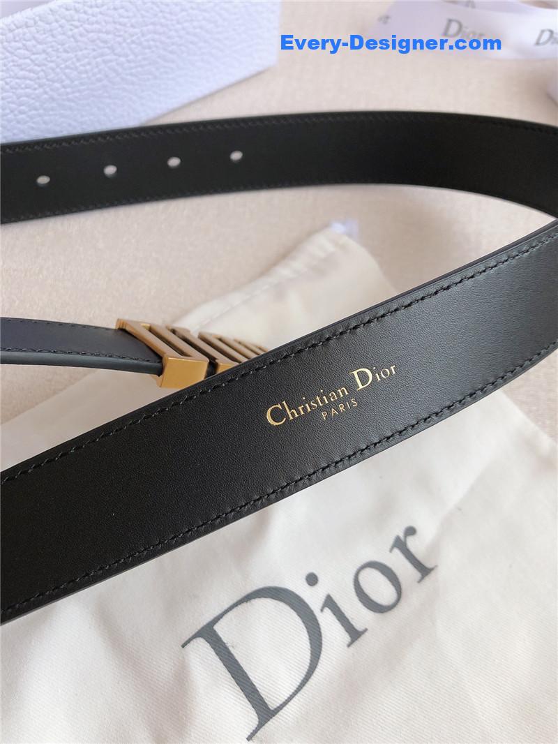 D10r saddle belt